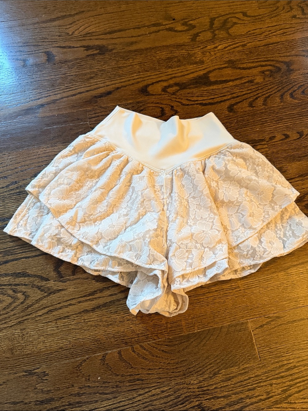 aerie Cream Lace Layered Skort